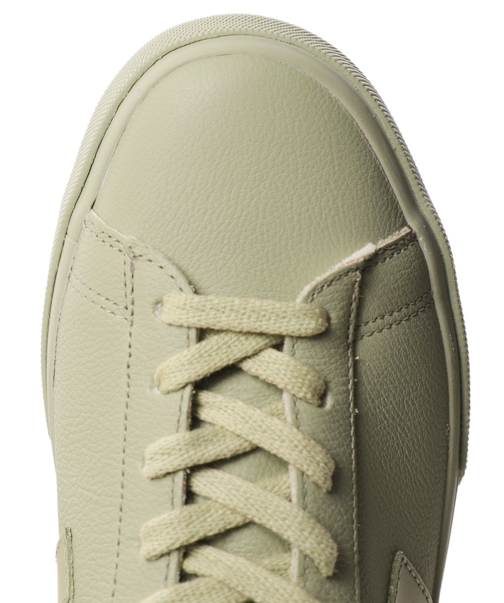VEJA Clay ChromeFree Leather Campo Trainers | Jules B