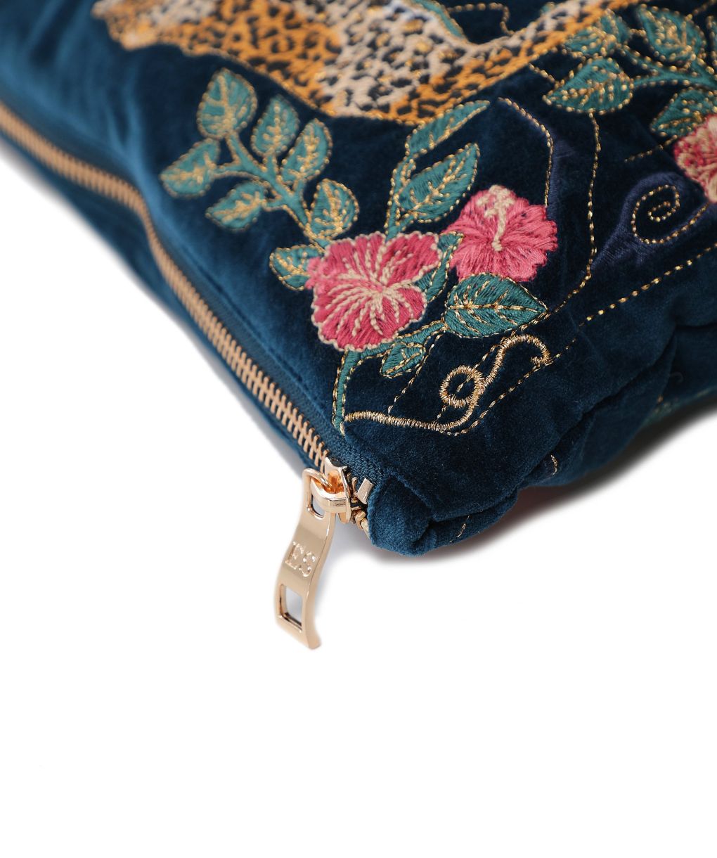 Elizabeth Scarlett Jungle Jaguar Everyday Pouch
