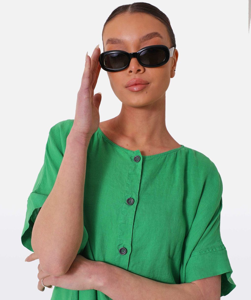 Le Specs Black Outta Trash Sunglasses | Jules B display picture 1