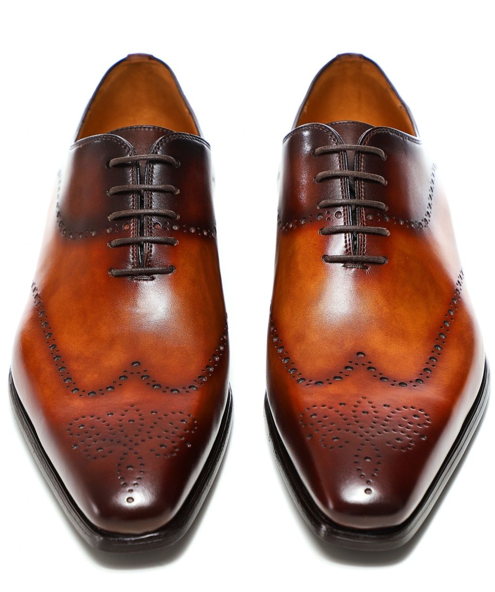 Magnanni Hand-Painted Leather Wing-Tip Oxford Shoes | Jules B display picture 1