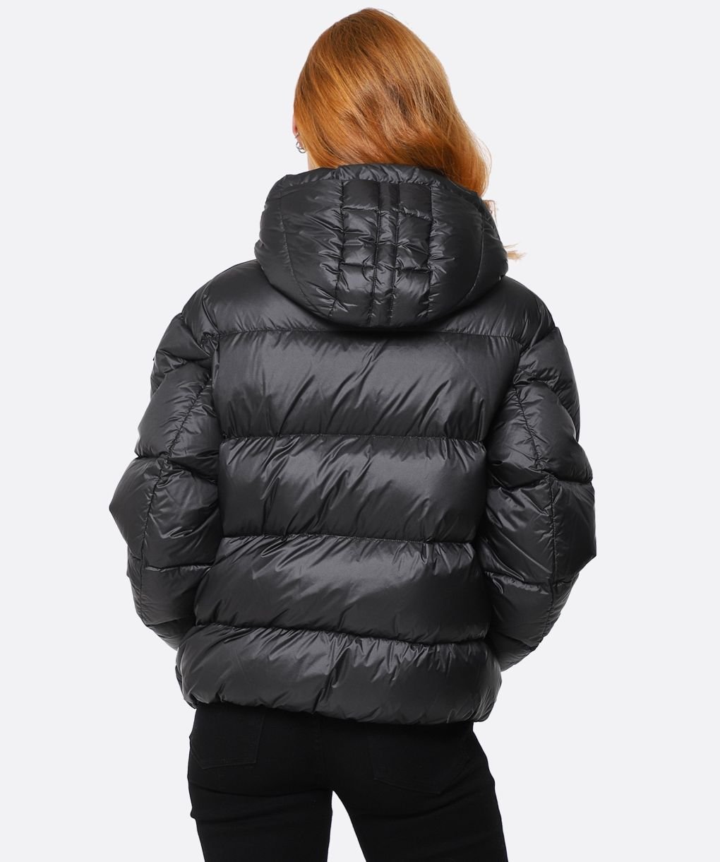 PARAJUMPERS｜DOWN JACKETS (CECY (24FW-PWPUPD31-B022)) CECY - SHORT DOWN JACKET BLACK | Parajumpers®