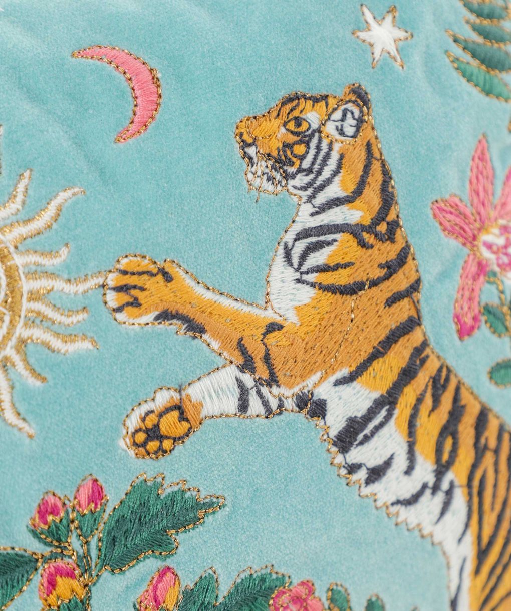 Elizabeth Scarlett Celestial Tiger Everyday Pouch | Jules B