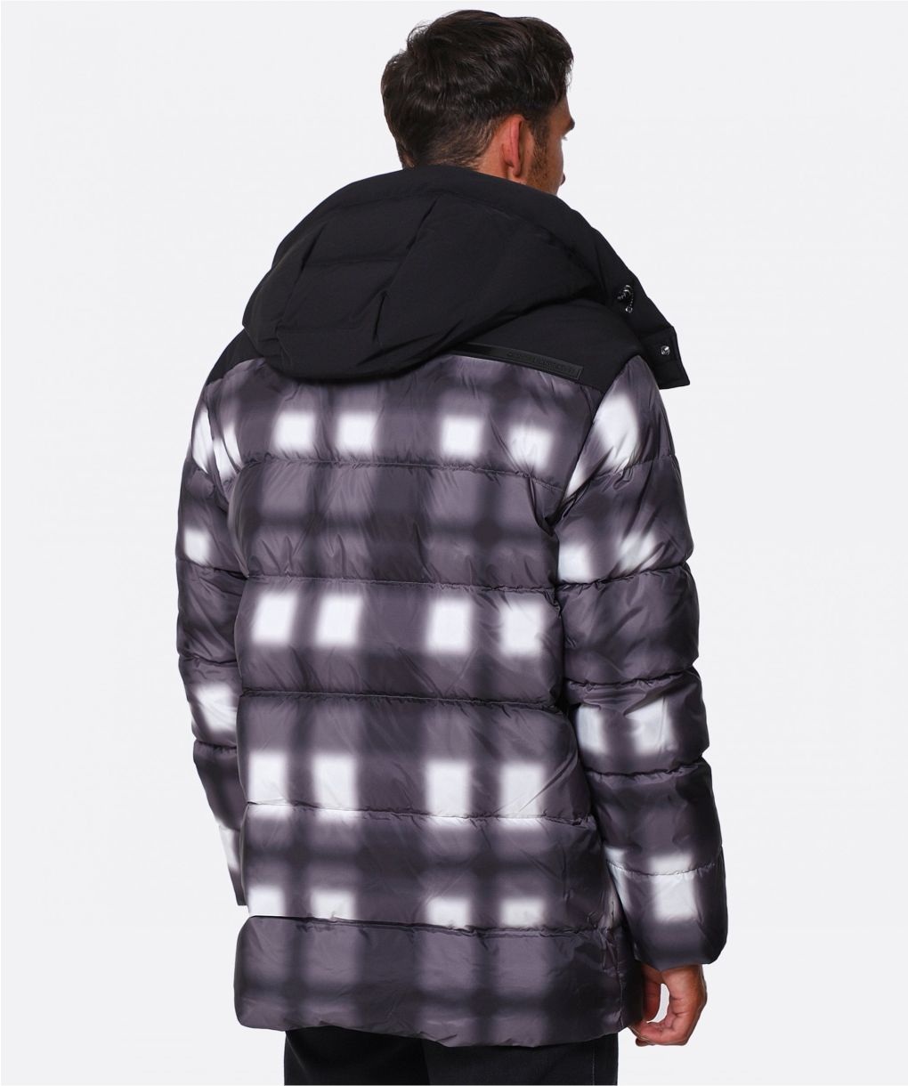 ブルゾン Moose Knuckles Quilted Fitted Jacket 0400020502388_BLACK?wid=600&