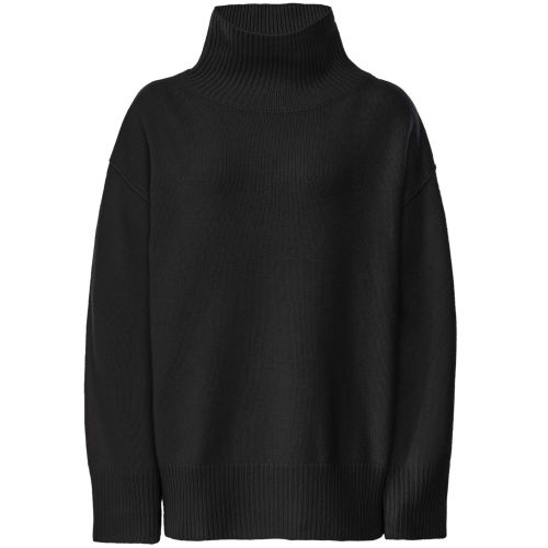 Soft Goat Boyfriend Turtleneck Cashmere Jumper | Jules B