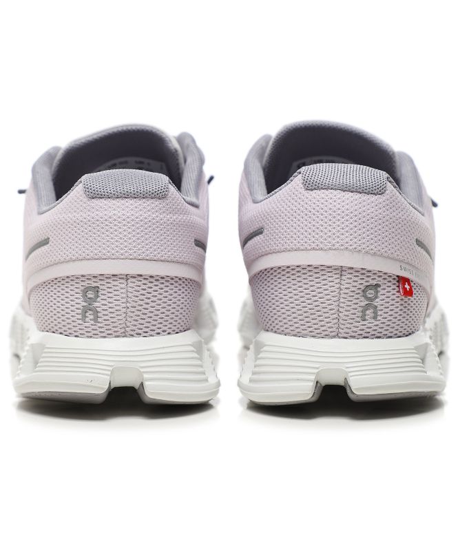 On Running Cloud 5 Sneakers