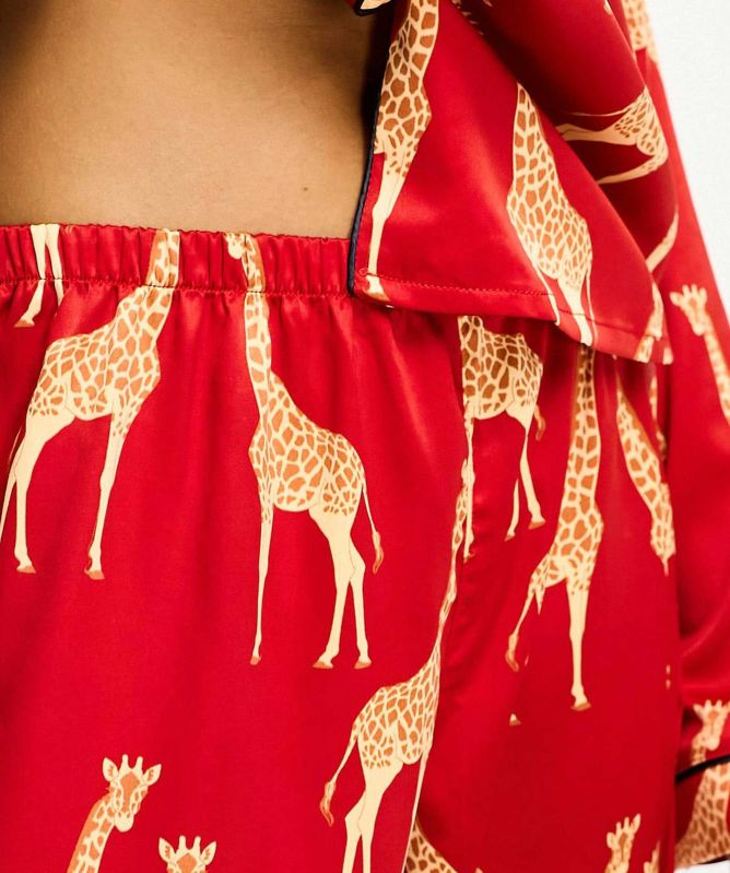 Chelsea Peers Satin Giraffe Print Long Pajamas