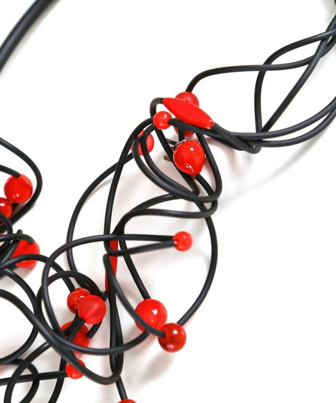 Marte Jewelry Curly Beaded Necklace