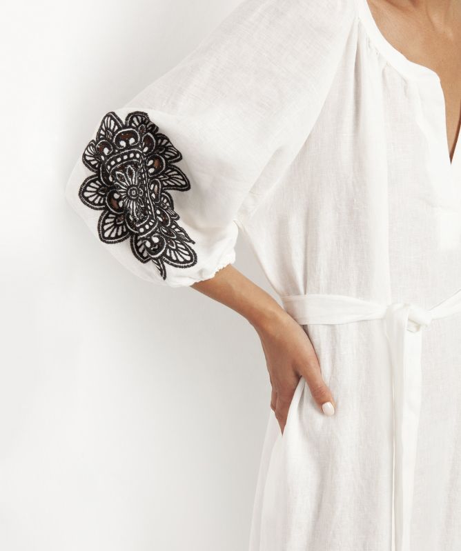 Greek Archaic Kori Linen Embroidered Daisy V-Neck Dress