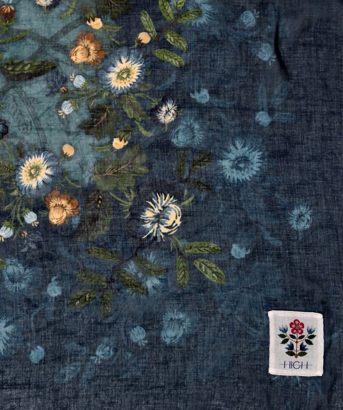 High Layout Cashmere Blend Floral Scarf