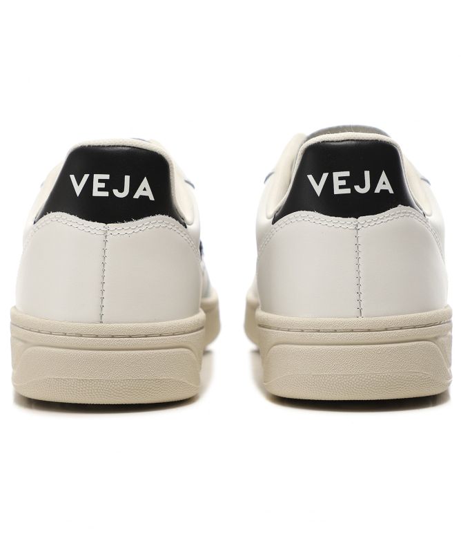 VEJA Mens Leather V-10 Sneakers