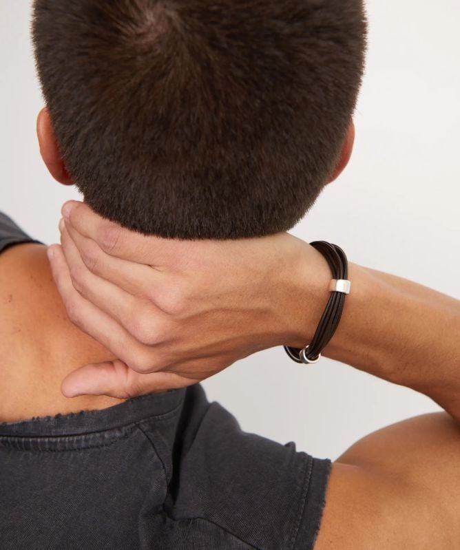 UNOde50 Multi Strand Leather Clasp Bracelet