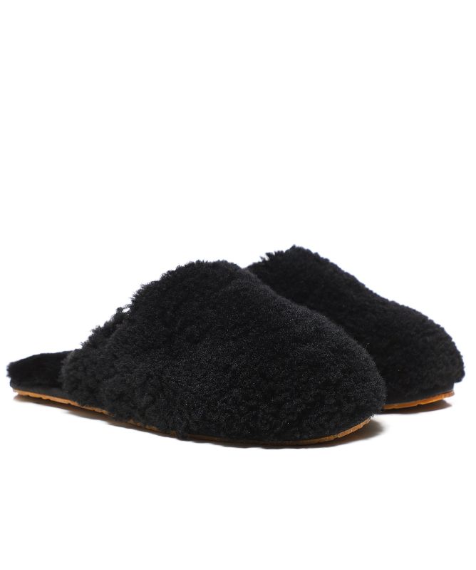 UGG Maxi Curly Slides