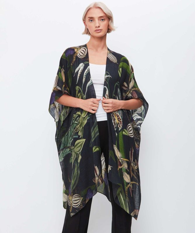 One Hundred Stars Orchid Black Wool Throwover