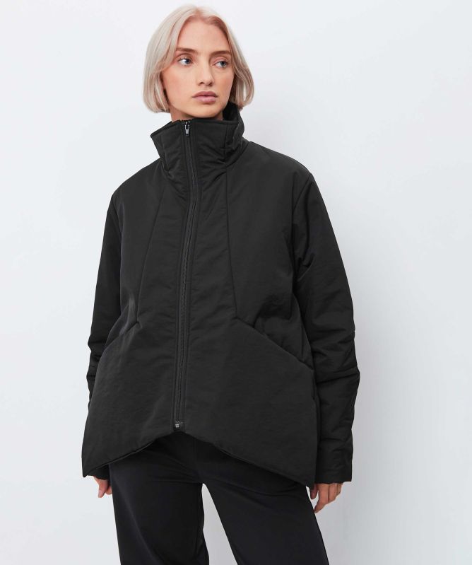 Manesera Short Puffer Jacket