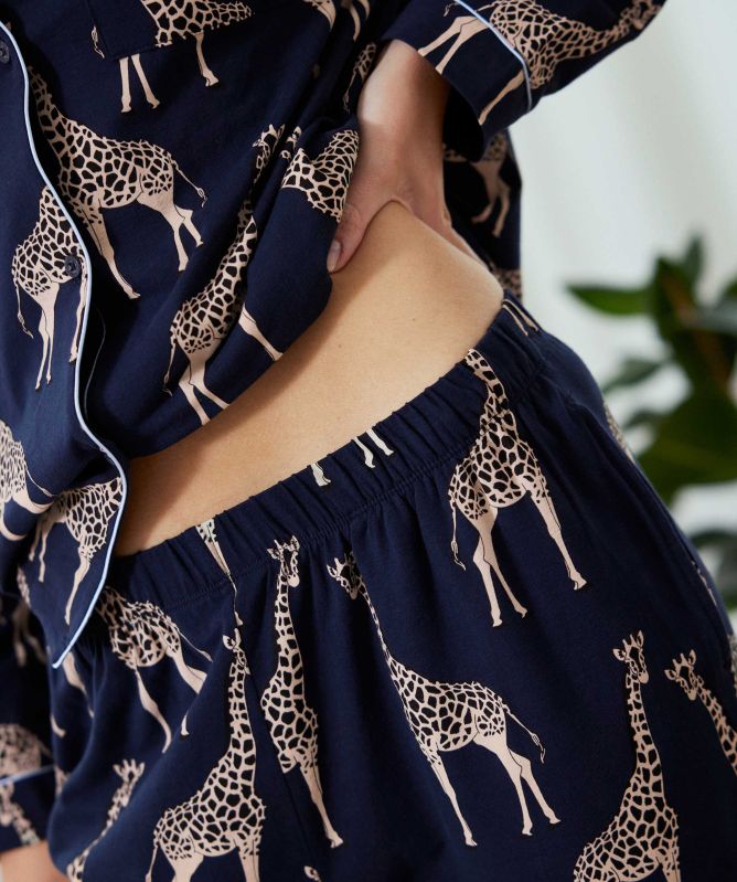 Chelsea Peers Organic Cotton Giraffe Print Long Pyjama Set