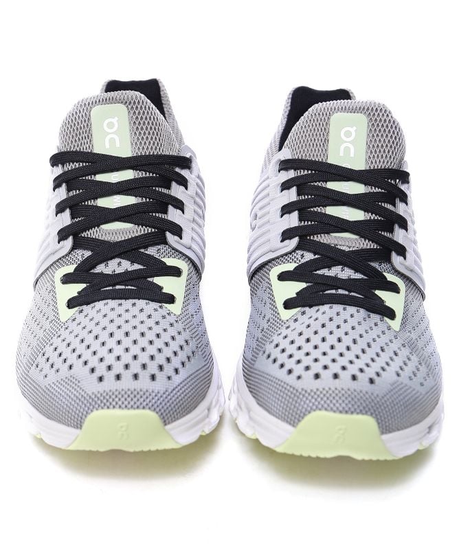 On Running Cloudswift Sneakers