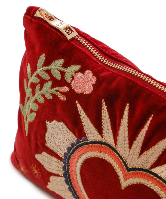 Elizabeth Scarlett Enchanted Heart Everyday Pouch
