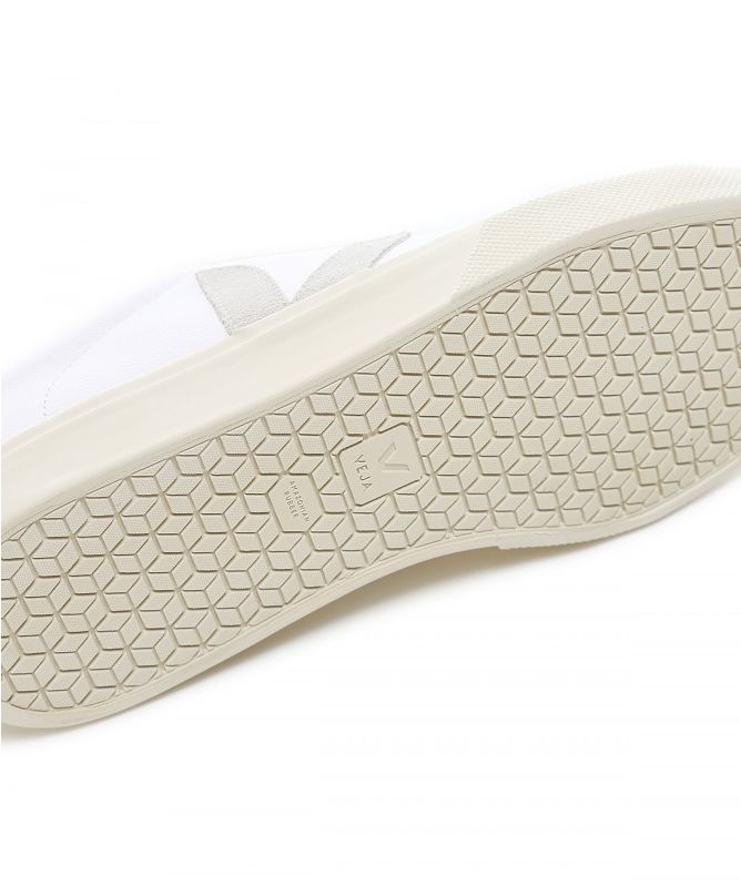 VEJA Mens ChromeFree Leather Campo Sneakers