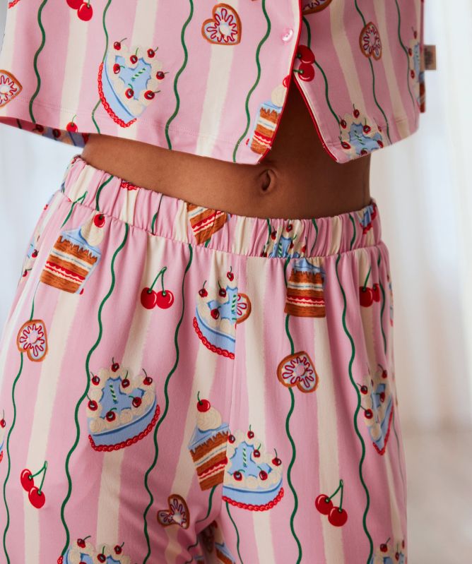 Chelsea Peers Cake Print Long Pyjama Set