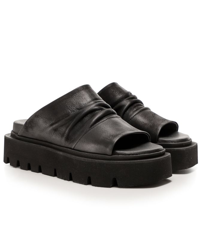 Lofina Leather Ruched Sliders