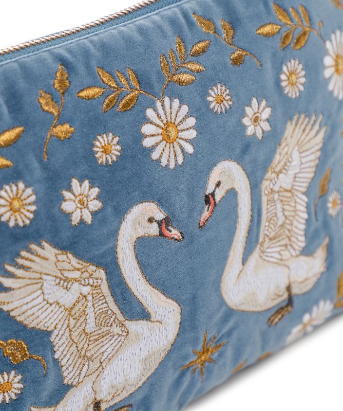 Elizabeth Scarlett Swan Garden Everyday Pouch