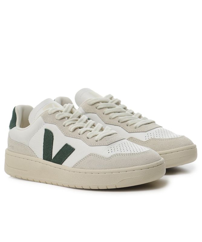 VEJA Leather V-90 Trainers