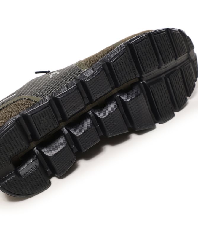 On Running Waterproof Cloud 5 Sneakers