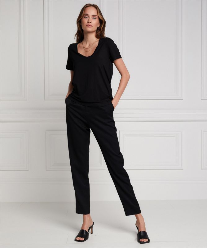 Holland Cooper Relax Fit V-Neck T-Shirt