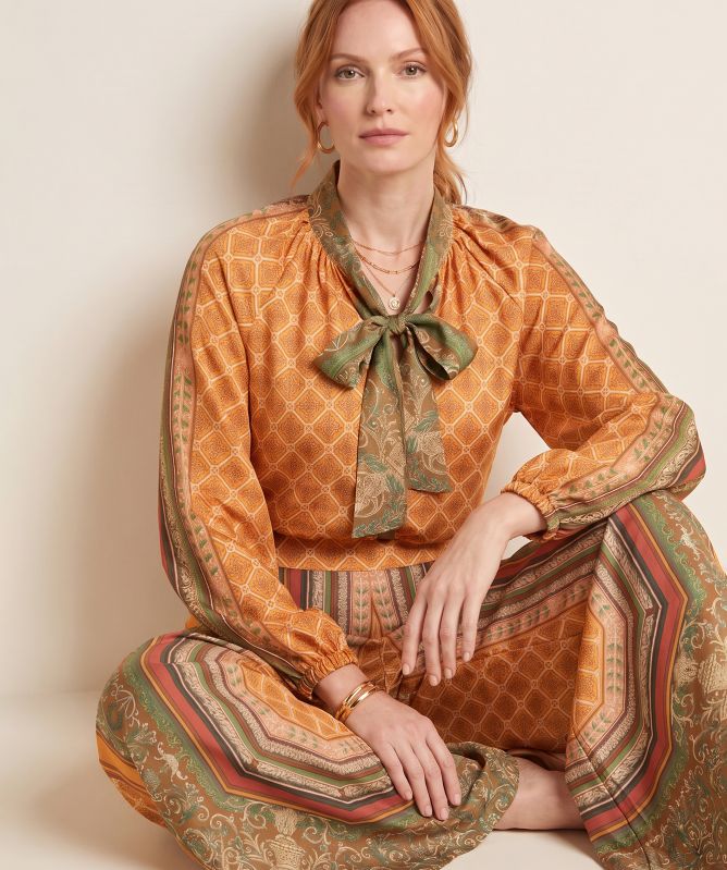 One Hundred Stars Amulet Gold Palazzo Pants