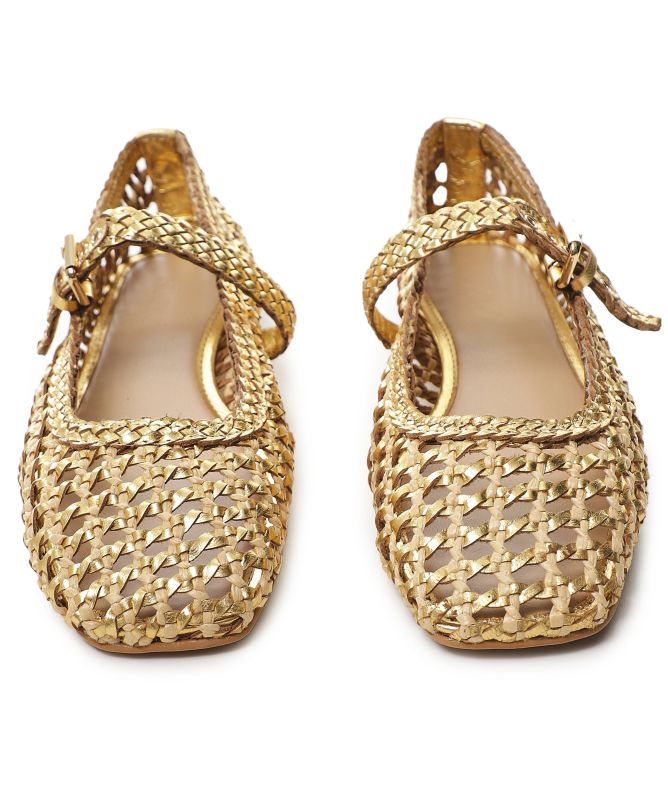 INUOVO Woven Raffia Ballet Shoes