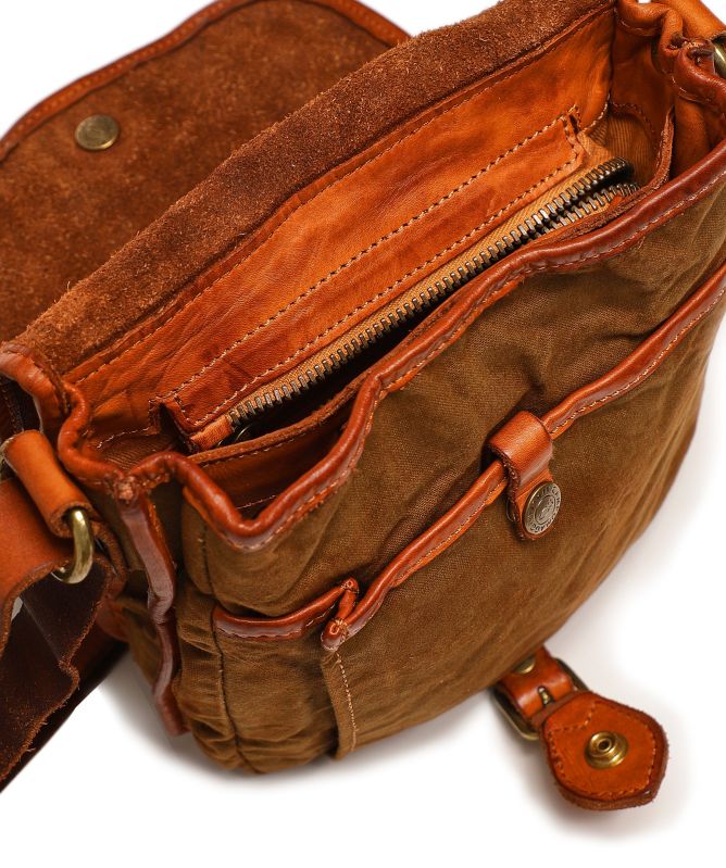 Campomaggi Leather Crossbody Bag