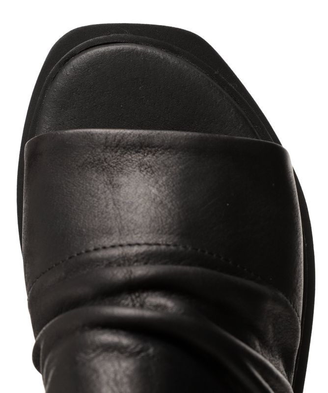 Lofina Leather Ruched Sliders