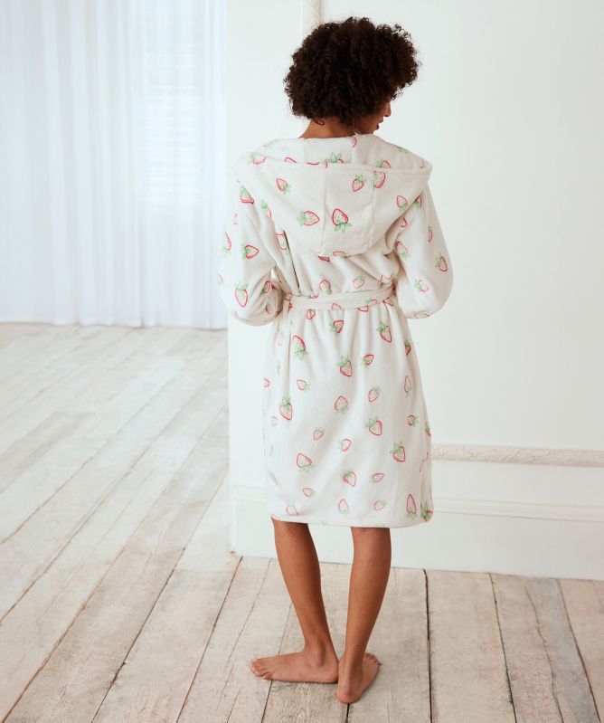 Chelsea Peers Fleece Strawberry Print Dressing Gown