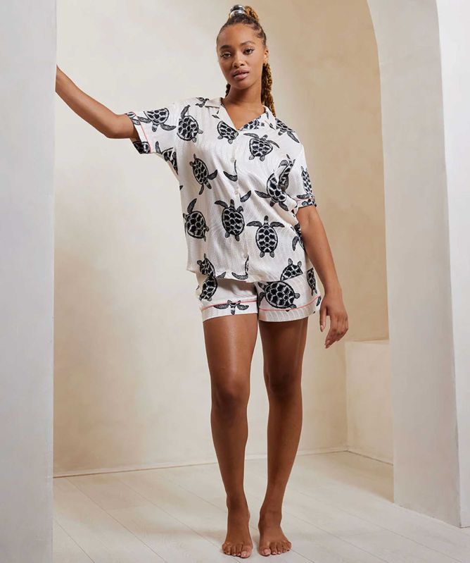 Chelsea Peers Satin Jacquard Turtle Short Pyjamas