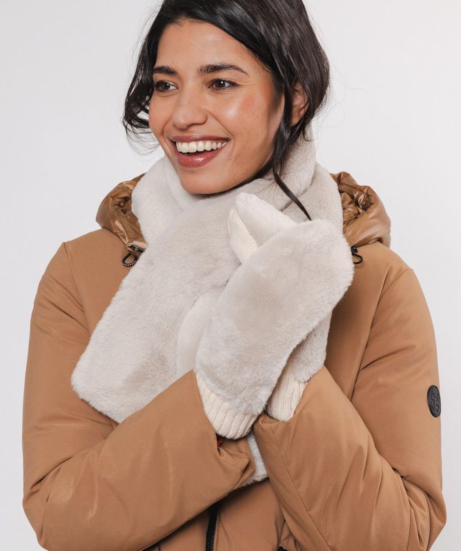 Rino and Pelle Oxo Faux Fur Mittens