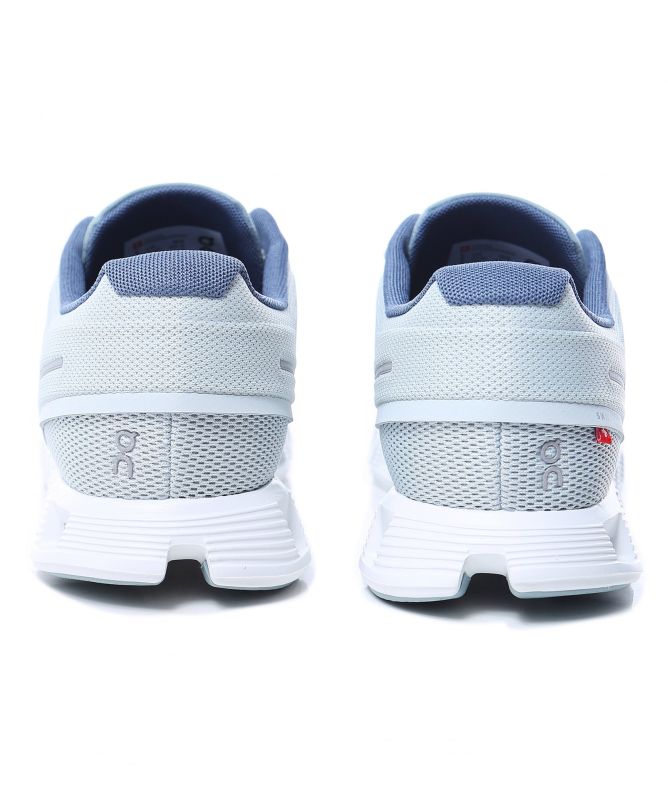 On Running Cloud 5 Sneakers