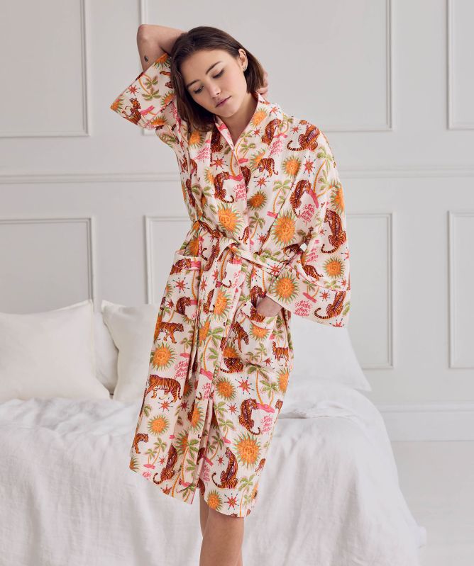 Chelsea Peers Siesta Tiger Print Robe