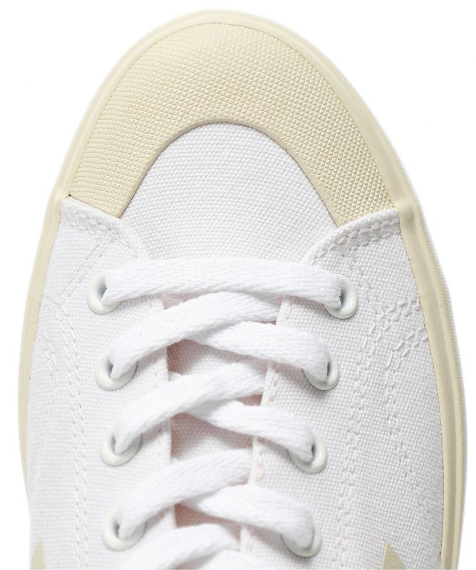 VEJA Women's Nova Canvas Sneakers