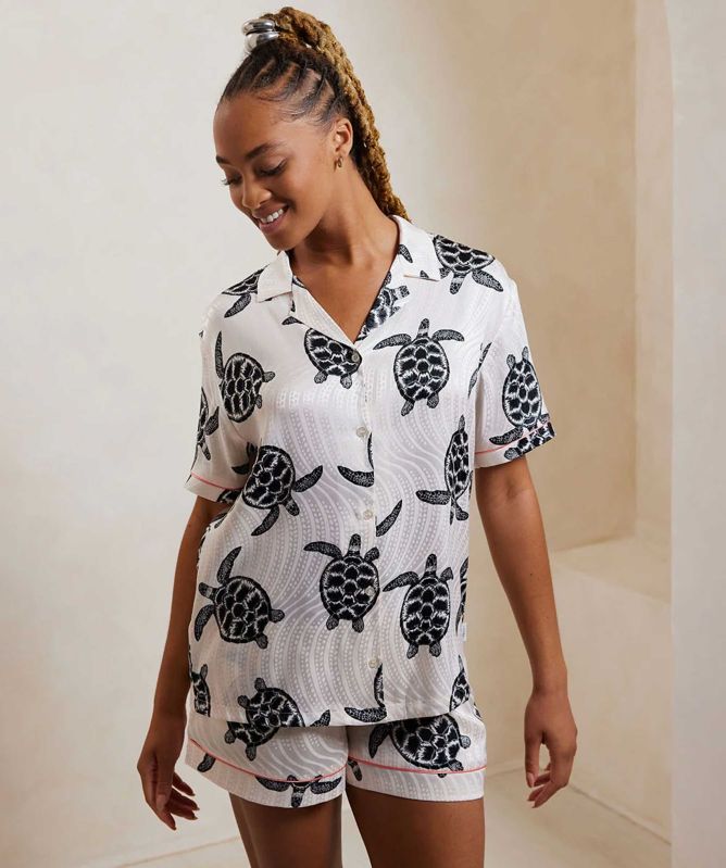 Chelsea Peers Satin Jacquard Turtle Short Pyjamas