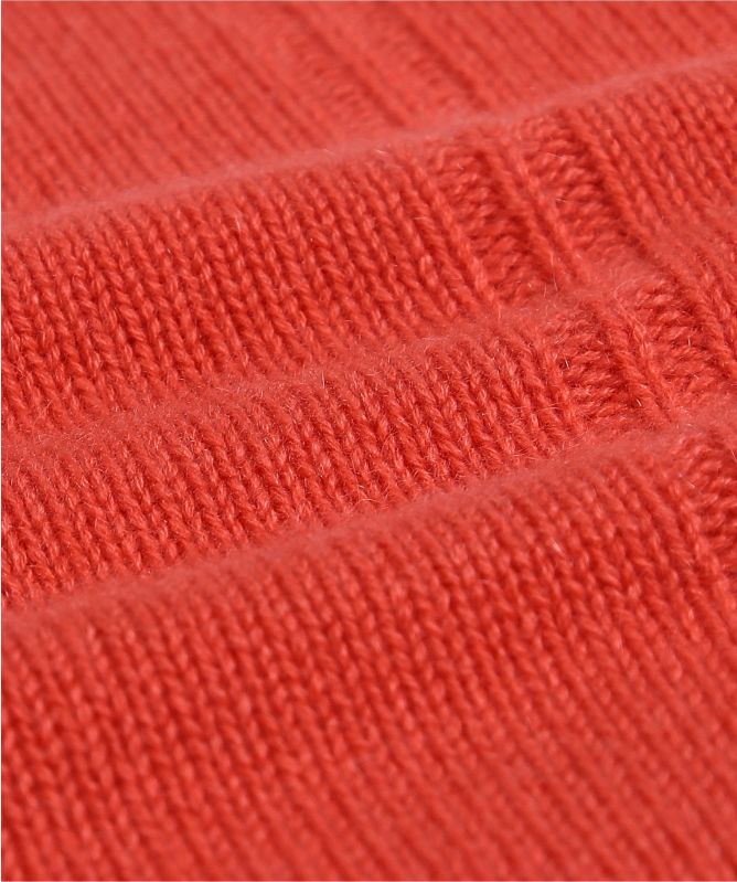 Van Kukil Madeline Round Neck Ribbed Sweater