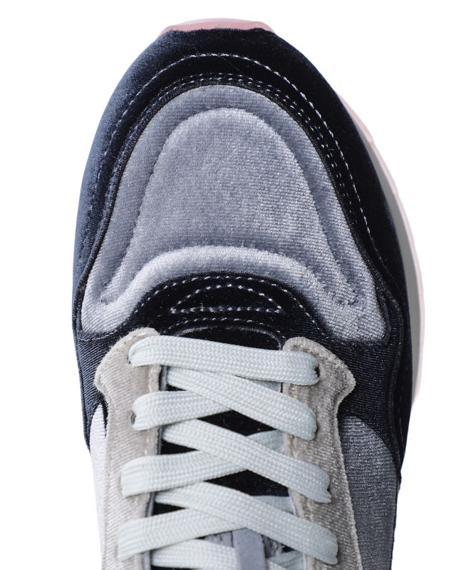 HOFF Sapphire City Trainers