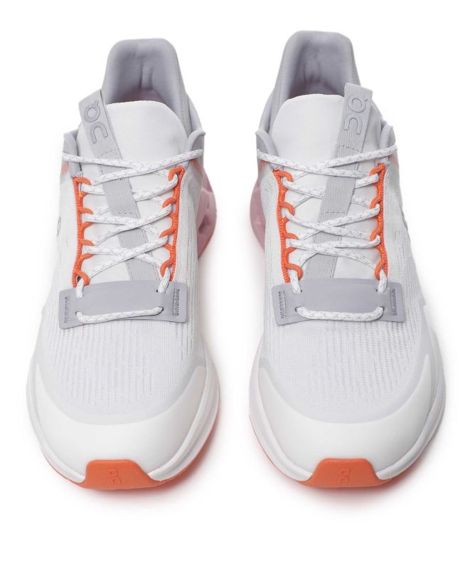 On Running Cloudnova Flux Sneakers