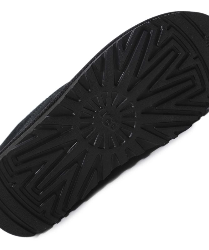 UGG Neumel Moc Boots