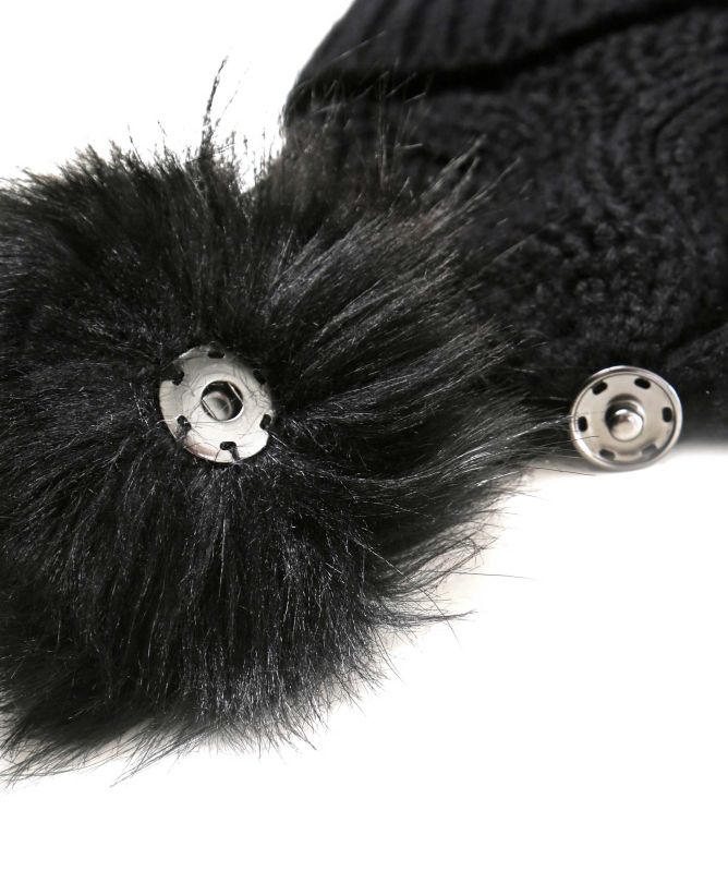 Rino and Pelle Aaf Detachable Pom Pom Beanie