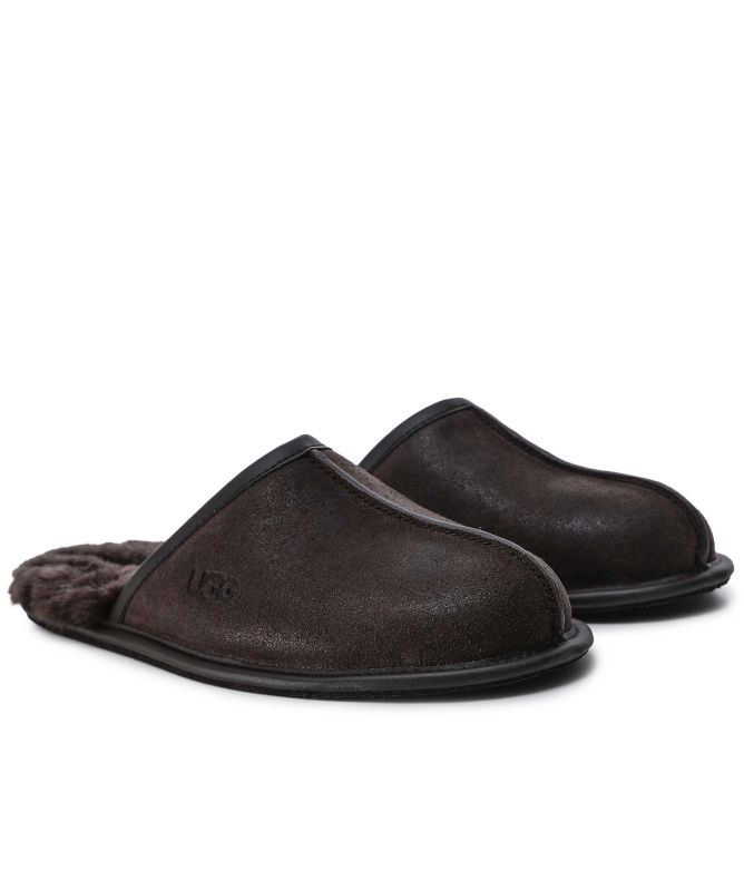 UGG Scuff Distressed Slippers