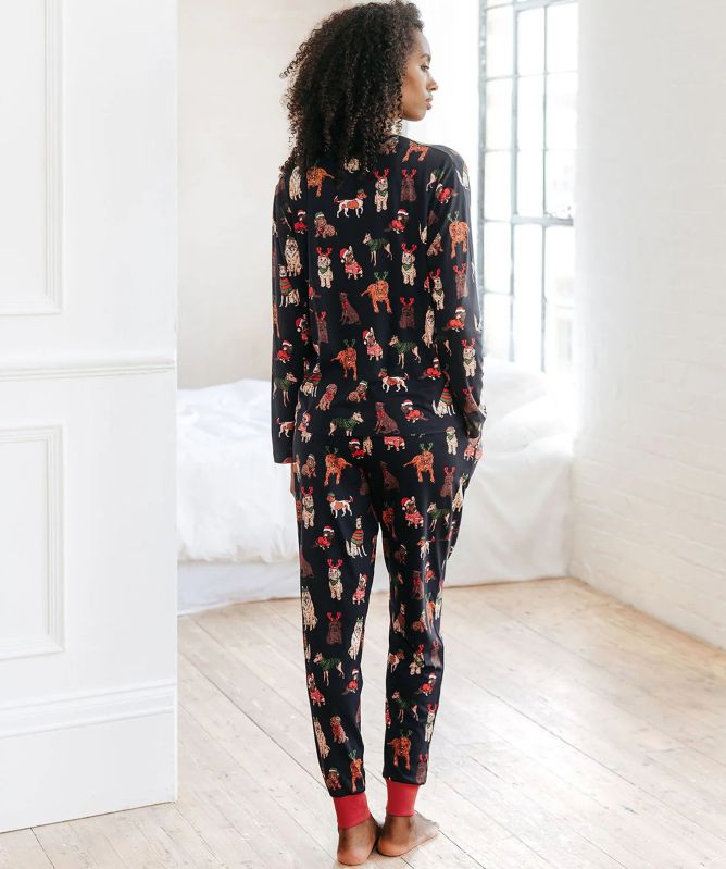Chelsea Peers 12 Dogs of Christmas Print Long Pyjama Set