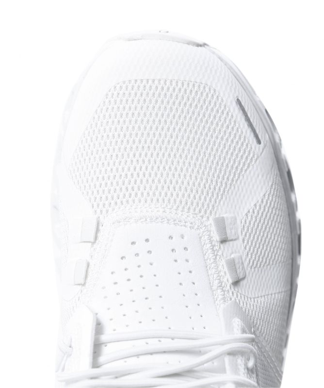 On Running Cloud 5 Sneakers