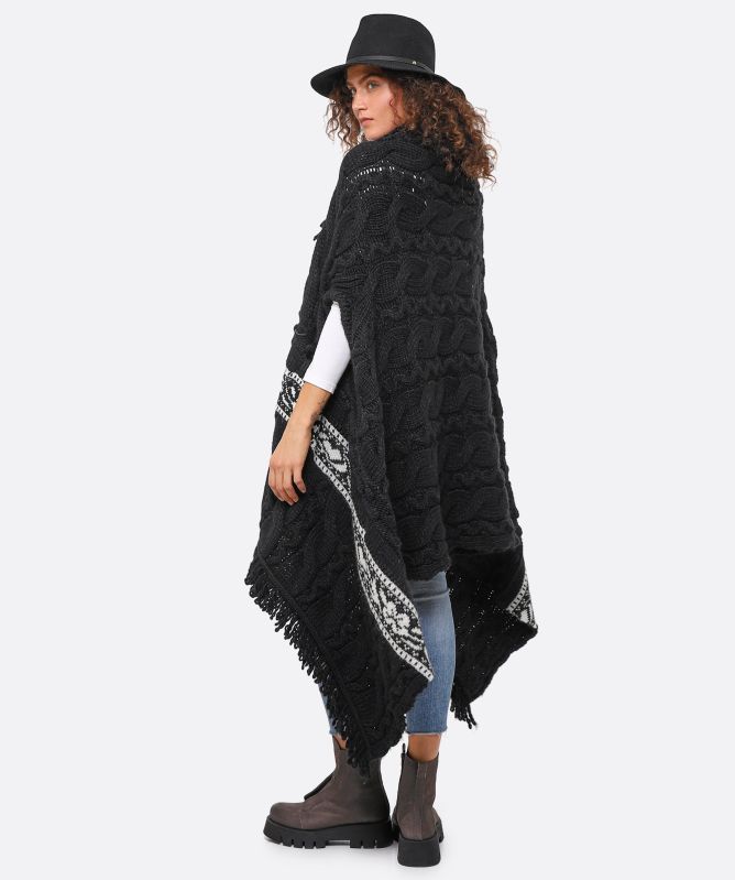 Hayley Menzies Dakota Merino Cable Jacquard Blanket