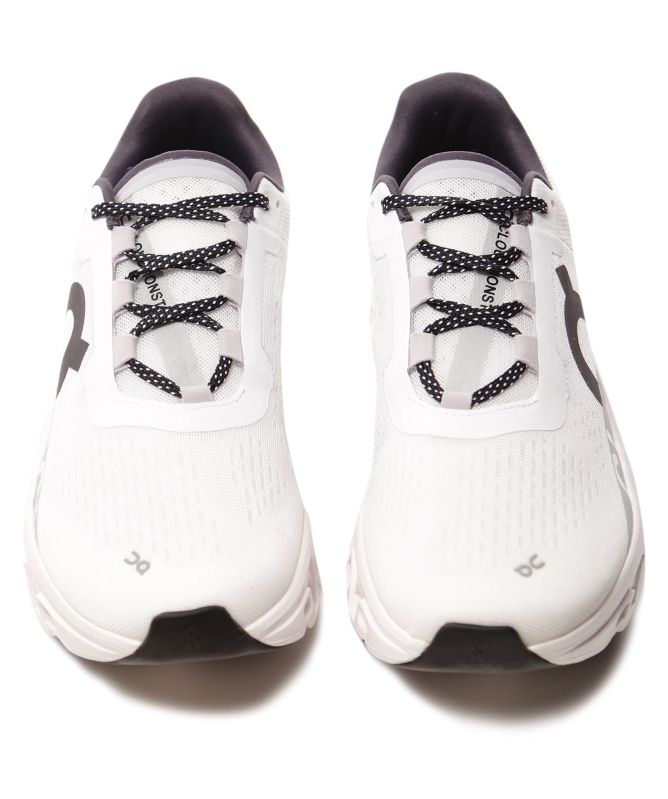 On Running Cloudmonster Sneakers