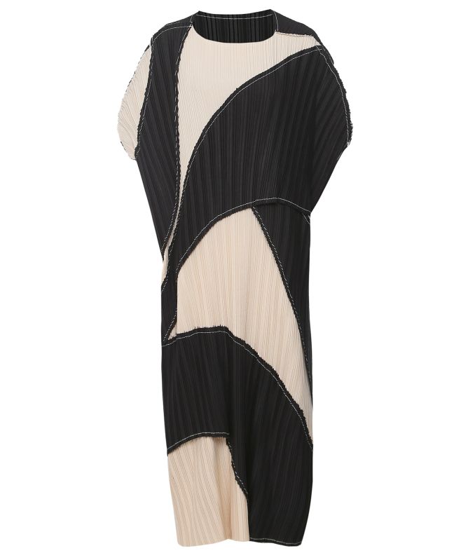 NU London Piece Block Pleated Dress